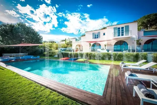 Estate in Ramatuelle, Provence-Alpes-Côte d'Azur, France 4 - 15622406