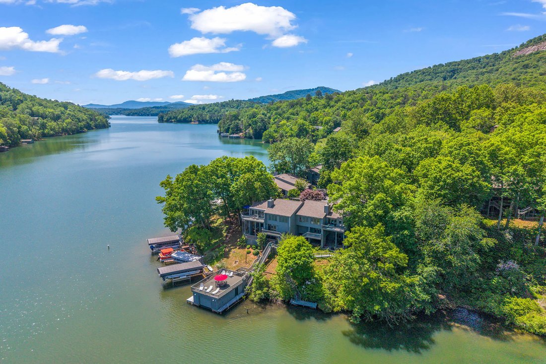 Haus in Lake Lure, North Carolina, Vereinigte Staaten 1 - 17902251