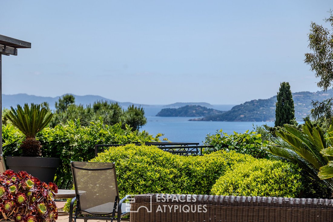 Villa in Le Lavandou, Provence-Alpes-Côte d'Azur, France 2 - 18704572
