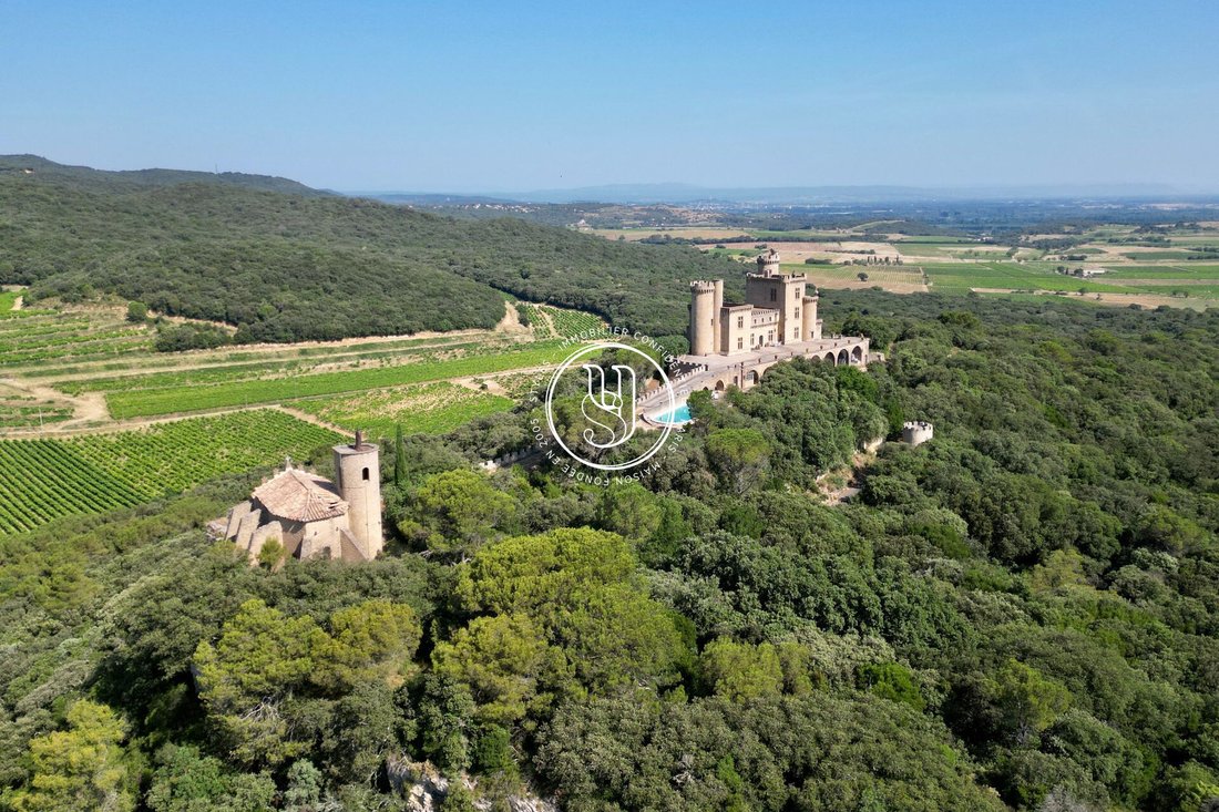 Villa in Uzès, Occitania, France 5 - 18703938