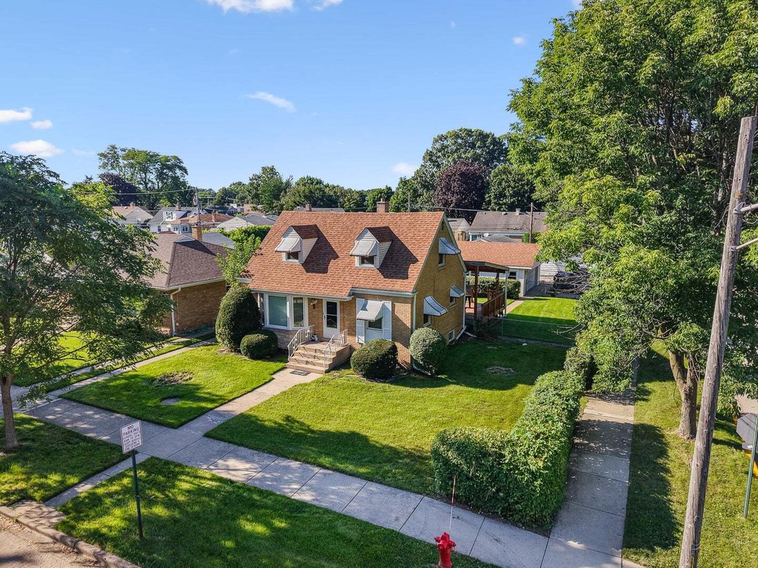 House in Morton Grove, Illinois, United States 3 - 18703674