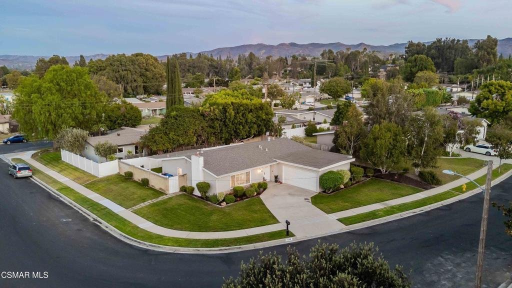 Casa a Simi Valley, California, Stati Uniti 2 - 18606042