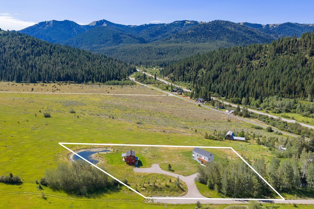 House in Victor, Idaho, United States 2 - 18704027