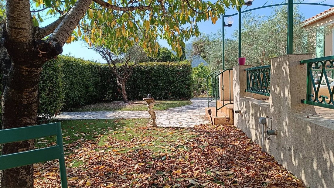 Maison à La Môle, Provence-Alpes-Côte d'Azur, France 3 - 18696091