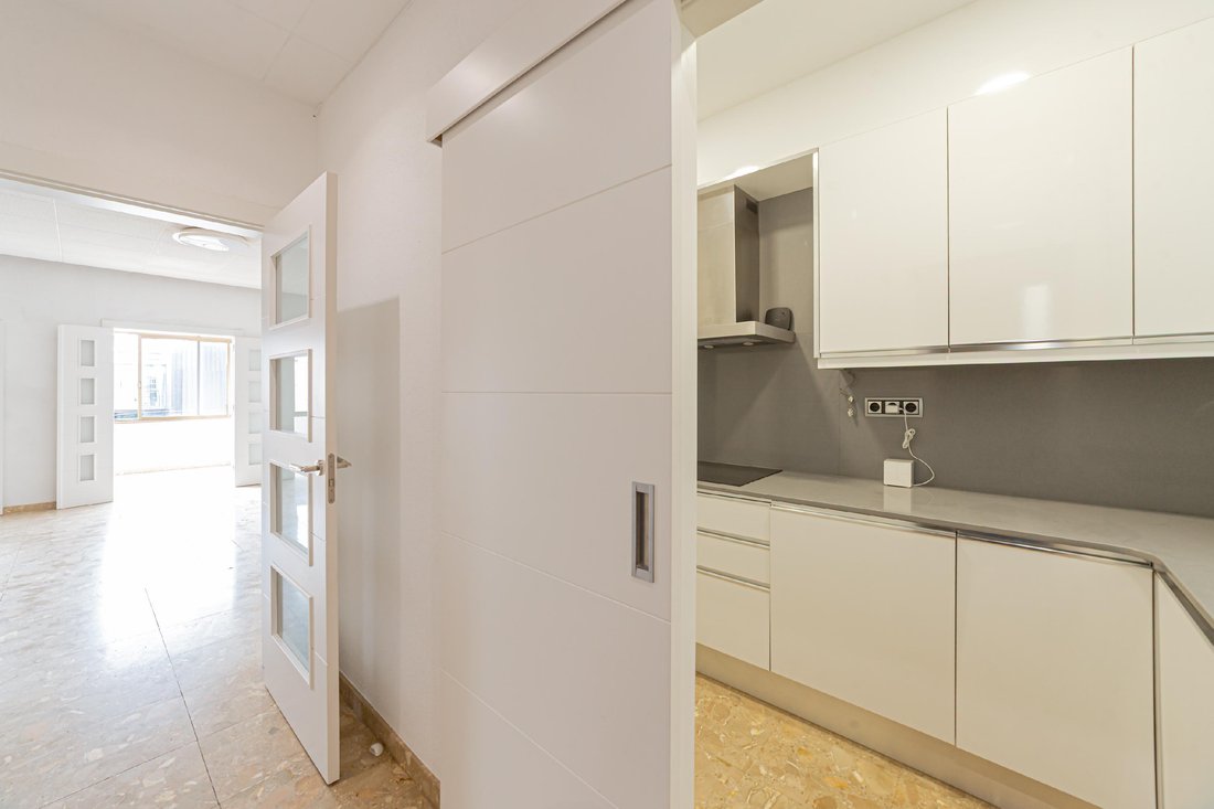 Apartment in Eixample, Barcelona, Spain 2 - 18302506
