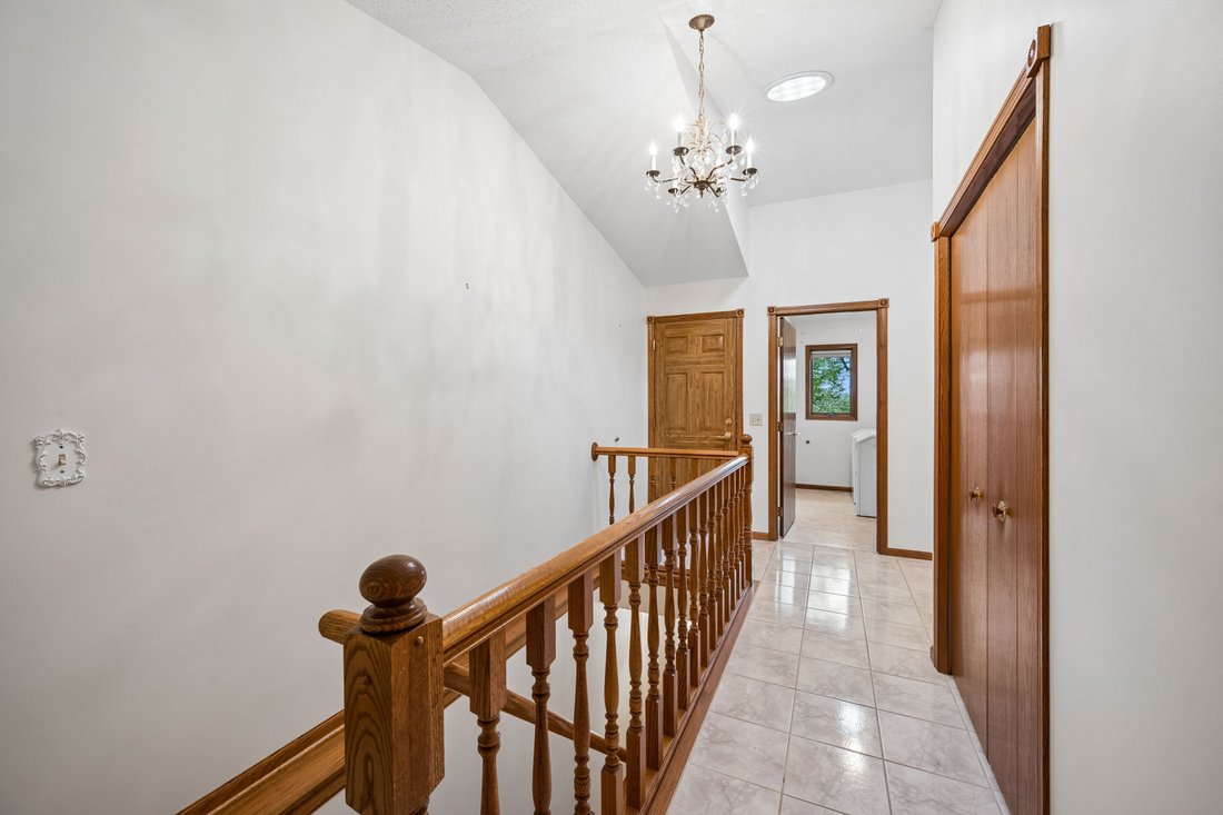 House in South Haven, Minnesota, United States 4 - 18704836
