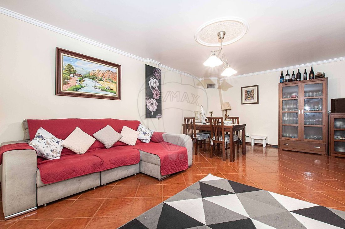 Apartment in Póvoa de Santo Adrião, Lisbon, Portugal 2 - 18710315