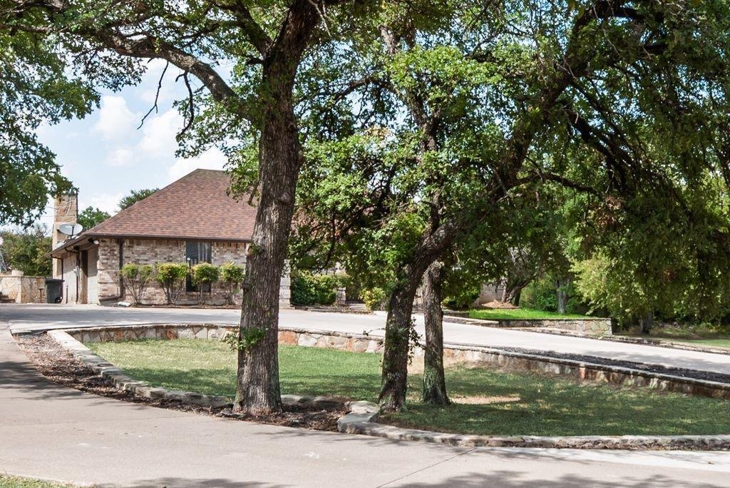 House in Azle, Texas, United States 2 - 18706728