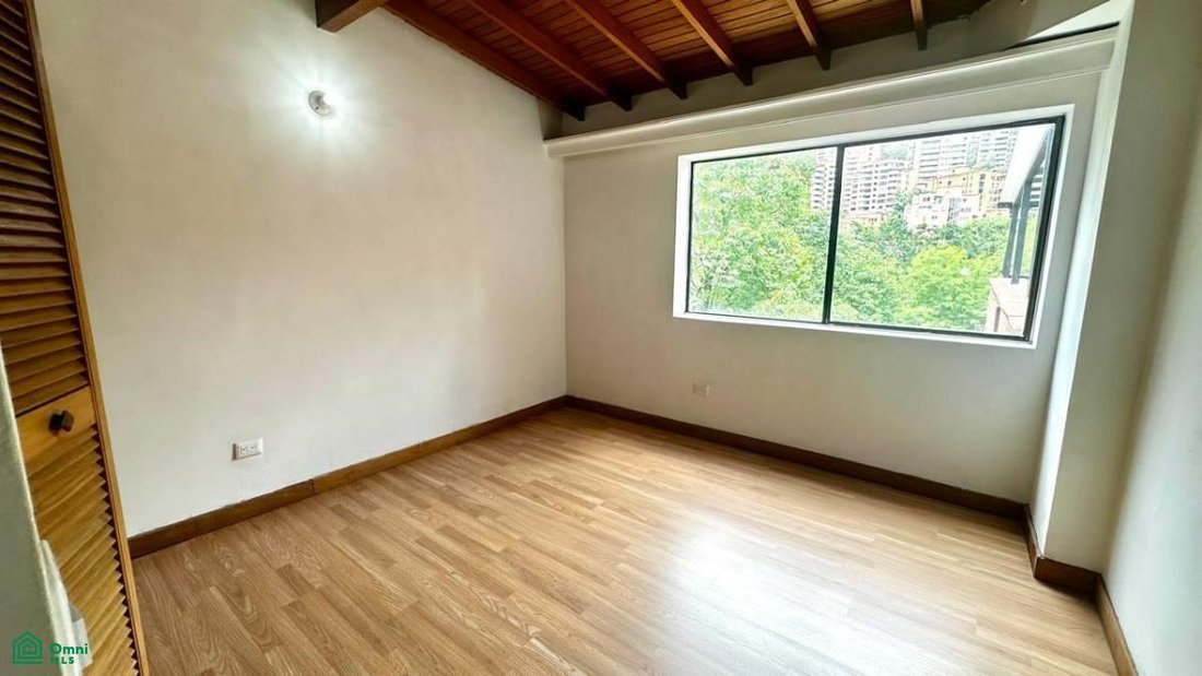 Condo in Medellín, Antioquia, Colombia 3 - 18711246