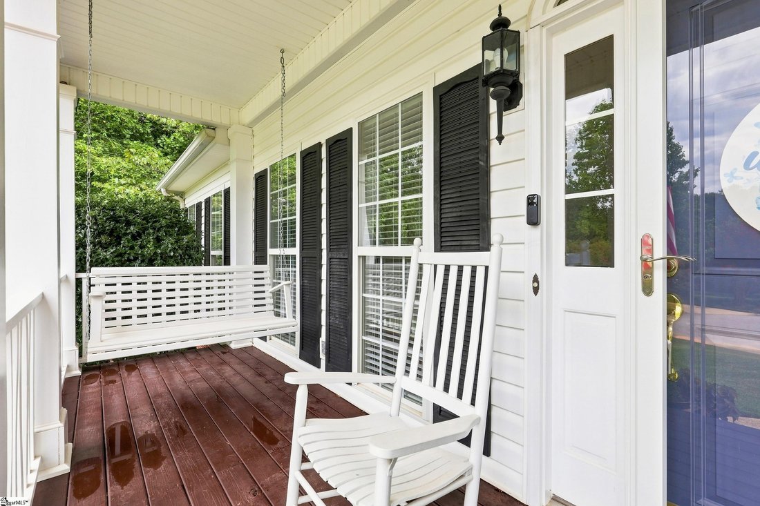 House in Fountain Inn, South Carolina, United States 3 - 18705032