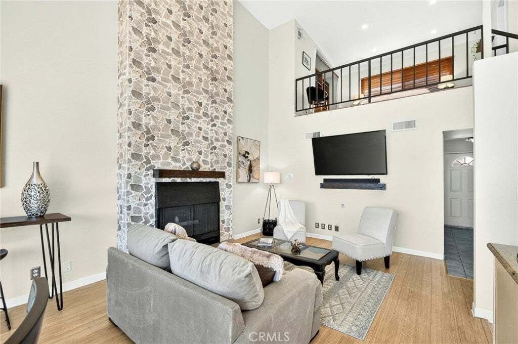 Condo in Los Angeles, California, United States 2 - 18706980