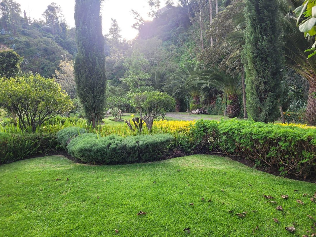 Terreno en Quito, Pichincha, Ecuador 4 - 18704680