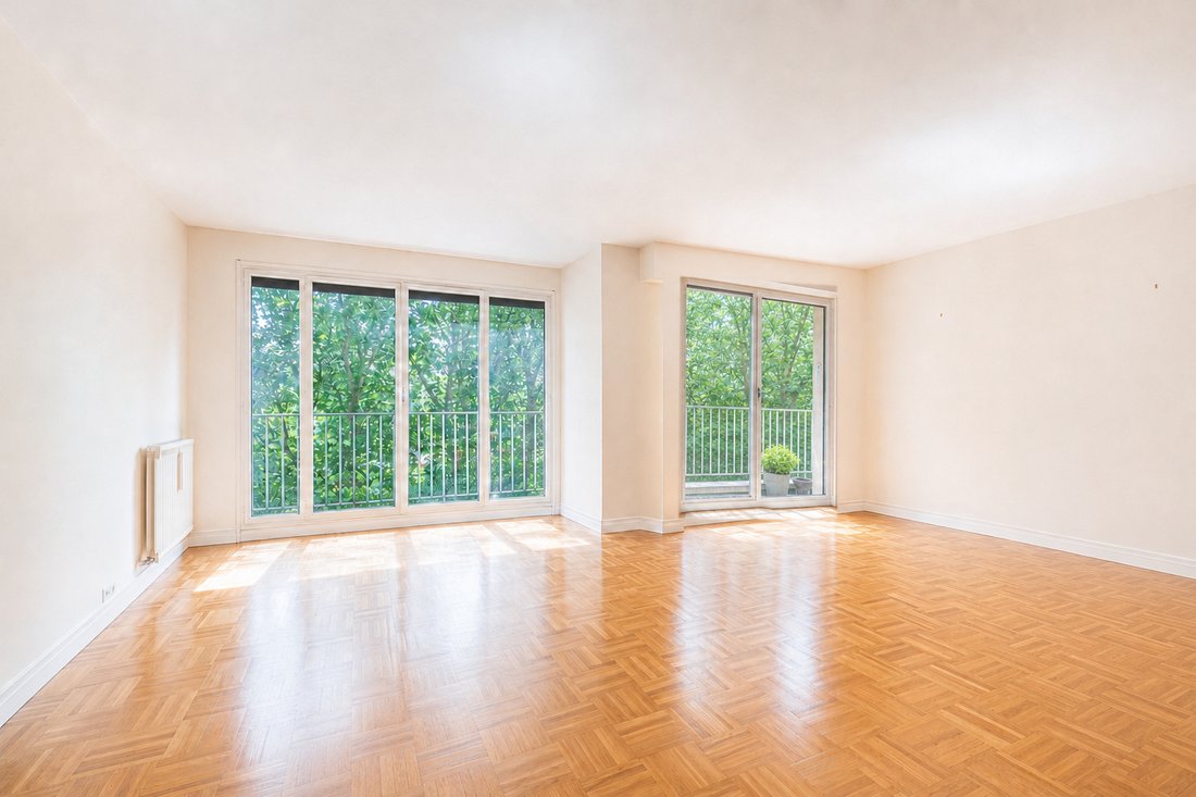 Apartment in Auteuil Sud, Paris 16e Arrondissement, Paris 2 - 18713551