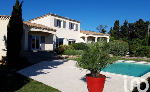 House in Pujaut, Occitania, France 1