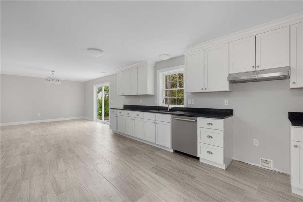 House in Warwick, Rhode Island, United States 5 - 18703338