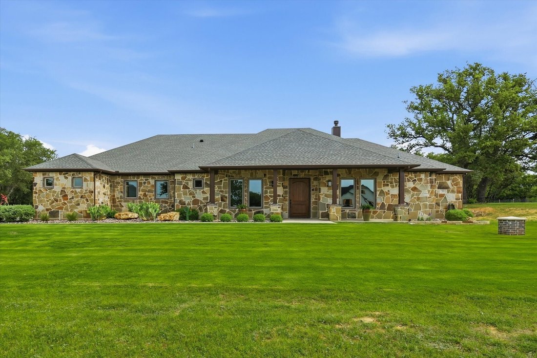 House in Weatherford, Texas, United States 1 - 18703560