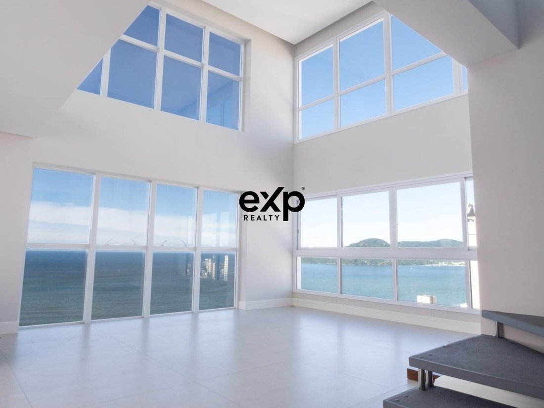 Penthouse in Centro, State of Santa Catarina, Brazil 1 - 18704471
