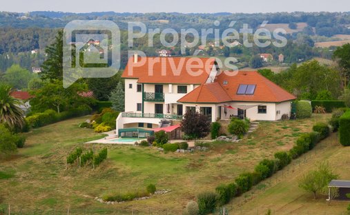 Villa in Salies-de-Bearn, Nouvelle-Aquitaine, France 1