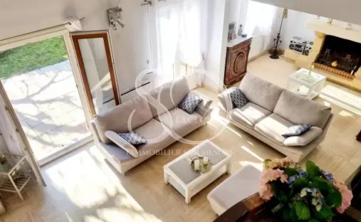 House in Villennes-sur-Seine, Ile-de-France, France 1
