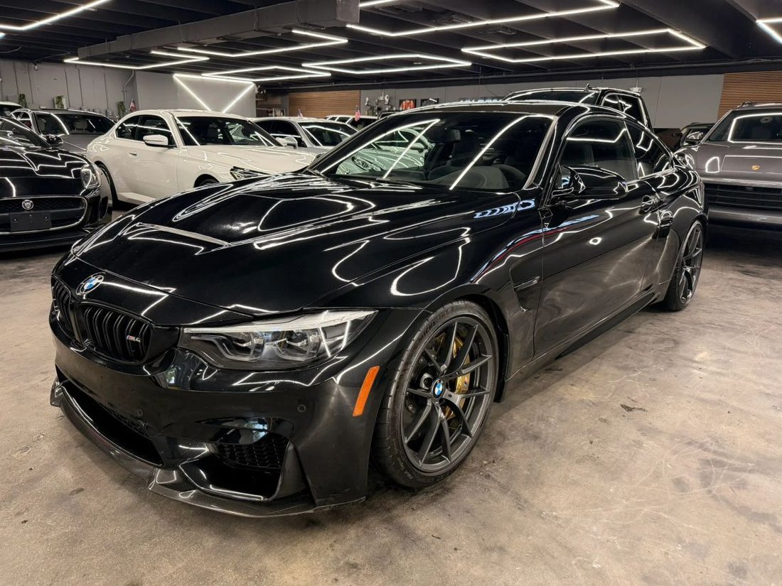 Coupe in Pompano Beach, FL, United States 1 - 18713480