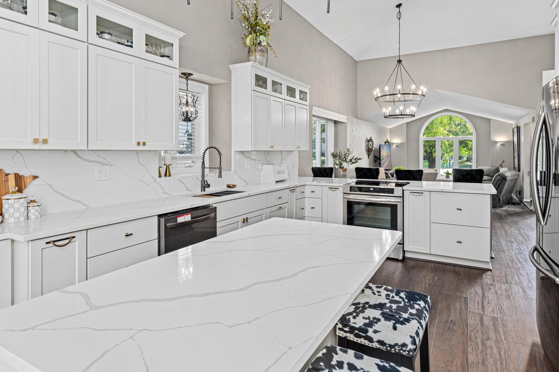 House in Chaska, Minnesota, United States 3 - 18706964