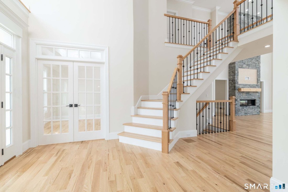 House in Farmington, Connecticut, United States 2 - 18705163