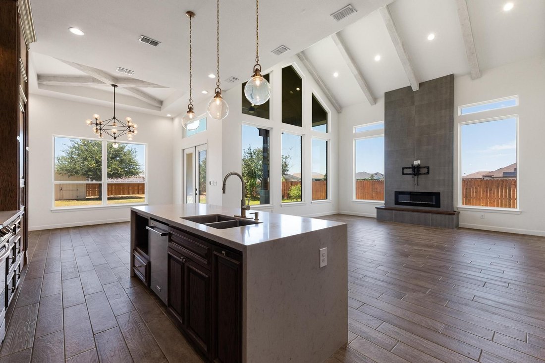 House in Harlingen, Texas, United States 3 - 18704803