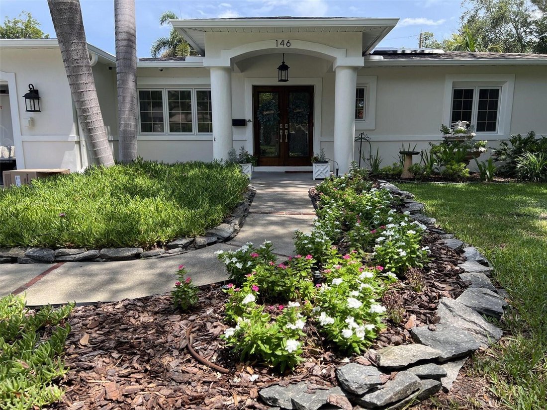 House in St. Petersburg, Florida, United States 1 - 18705649