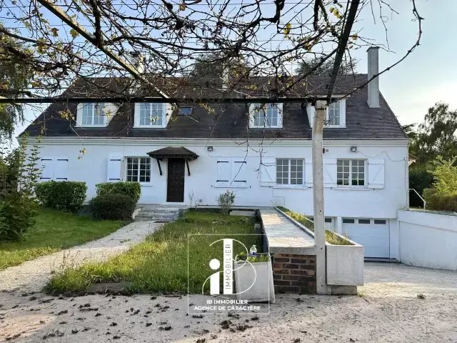 House in Saint-Martin-en-Biere, Ile-de-France, France 4 - 16327720