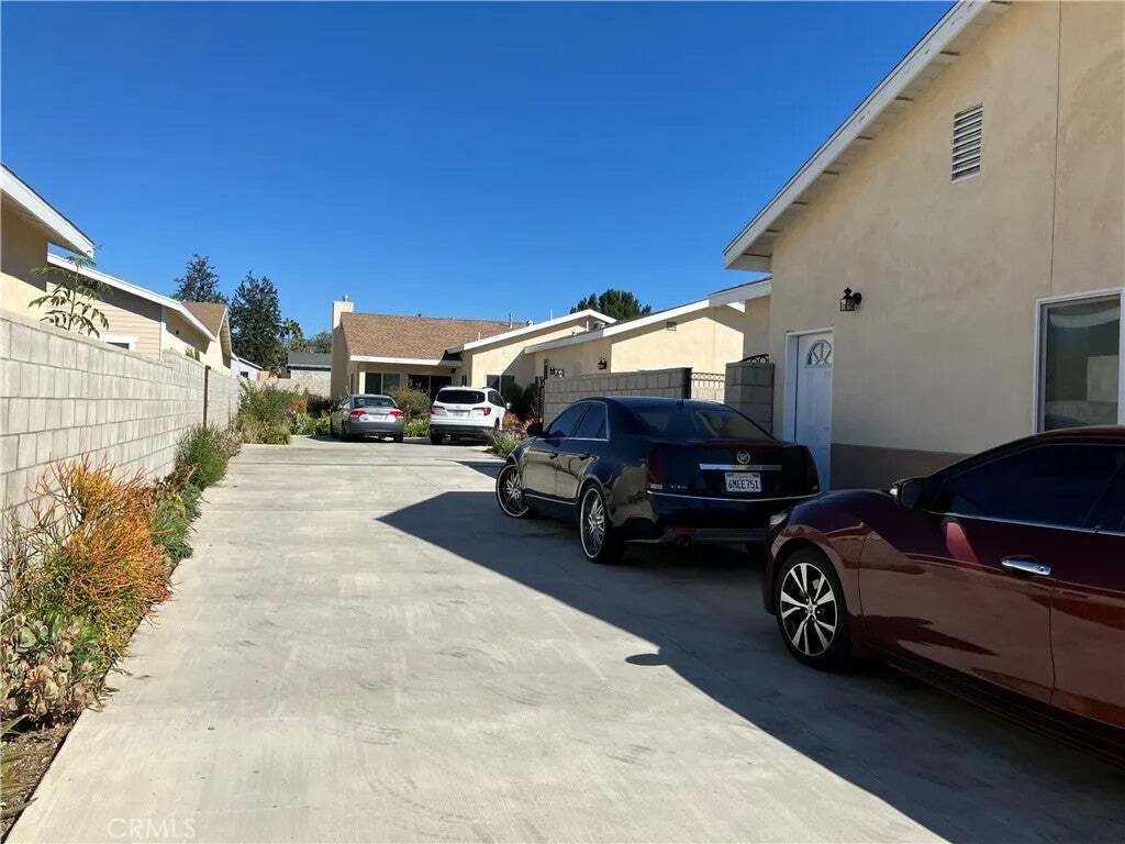 House in Fontana, California, United States 4 - 18711534