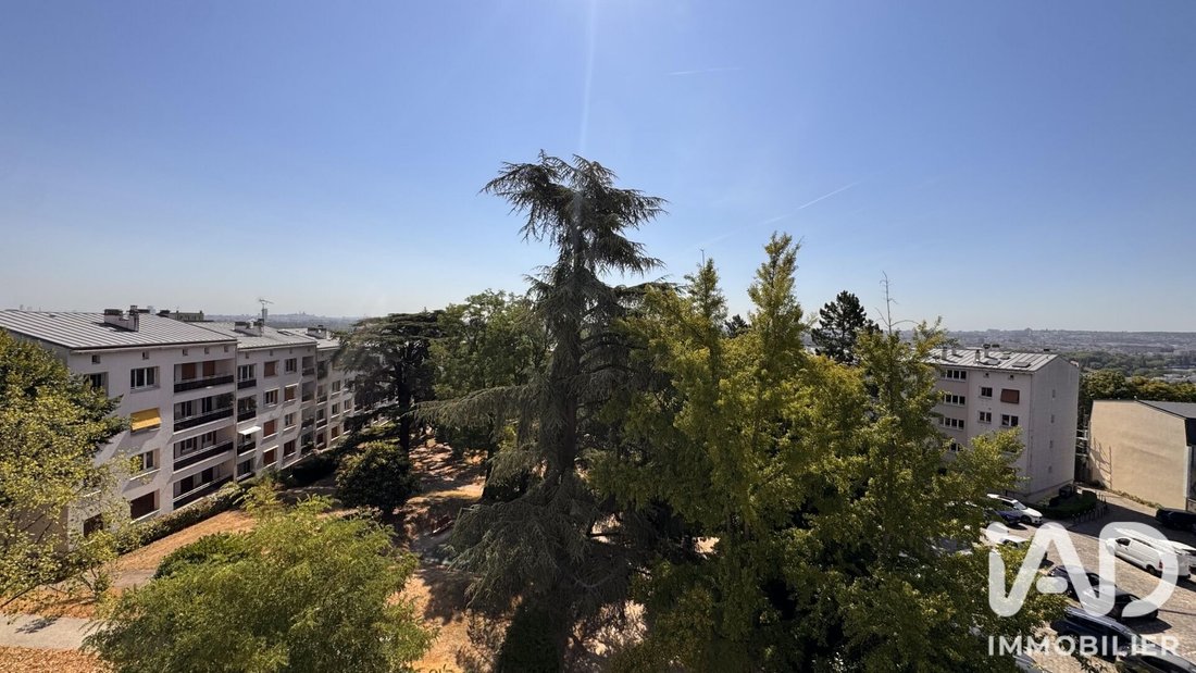 Apartment in Plateau Ouest, Suresnes, France 4 - 18710149