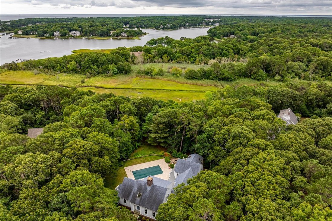 House in Mashpee, Massachusetts, United States 2 - 18705374