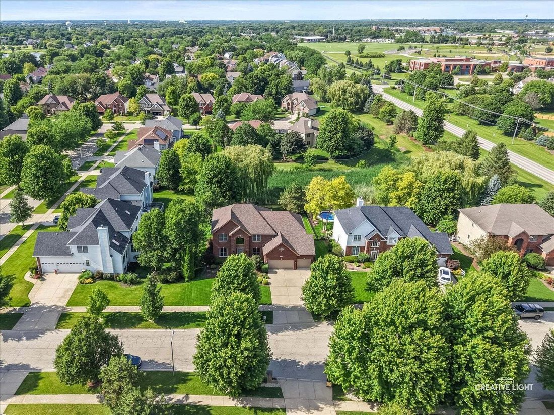 House in Oswego, Illinois, United States 3 - 18703654