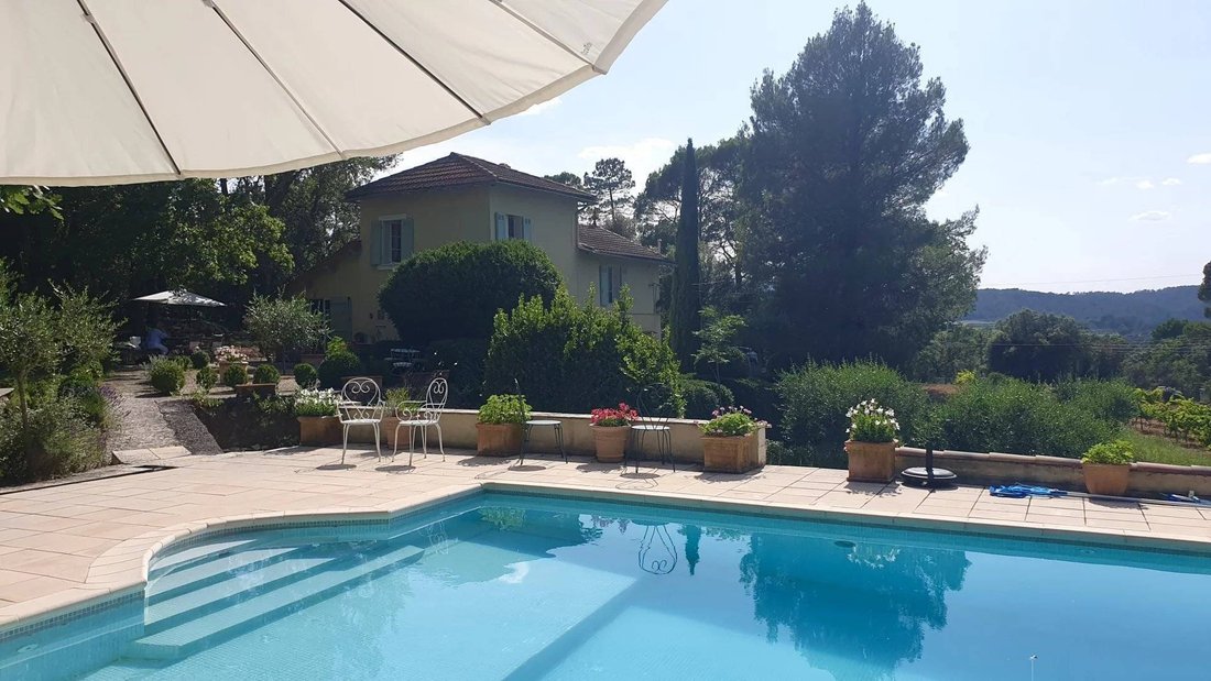 House in Correns, Provence-Alpes-Côte d'Azur, France 1 - 17922791