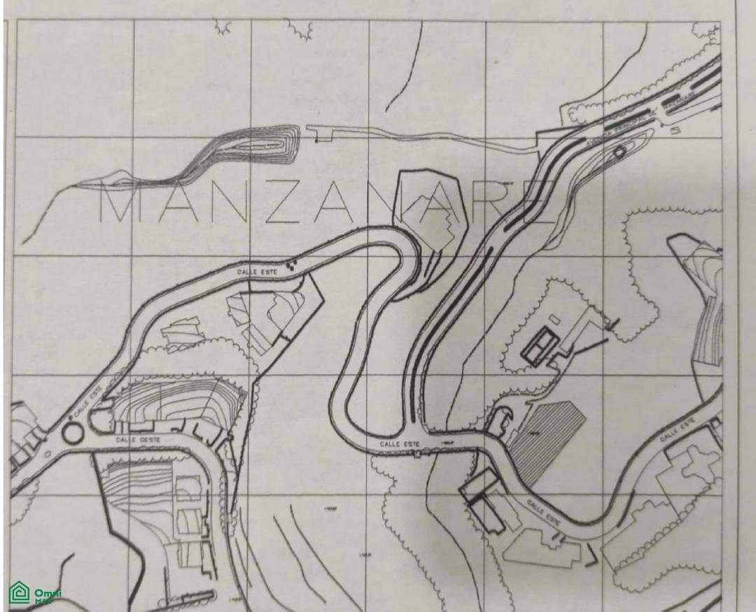 Land in Caracas, Miranda, Venezuela 4 - 17814050