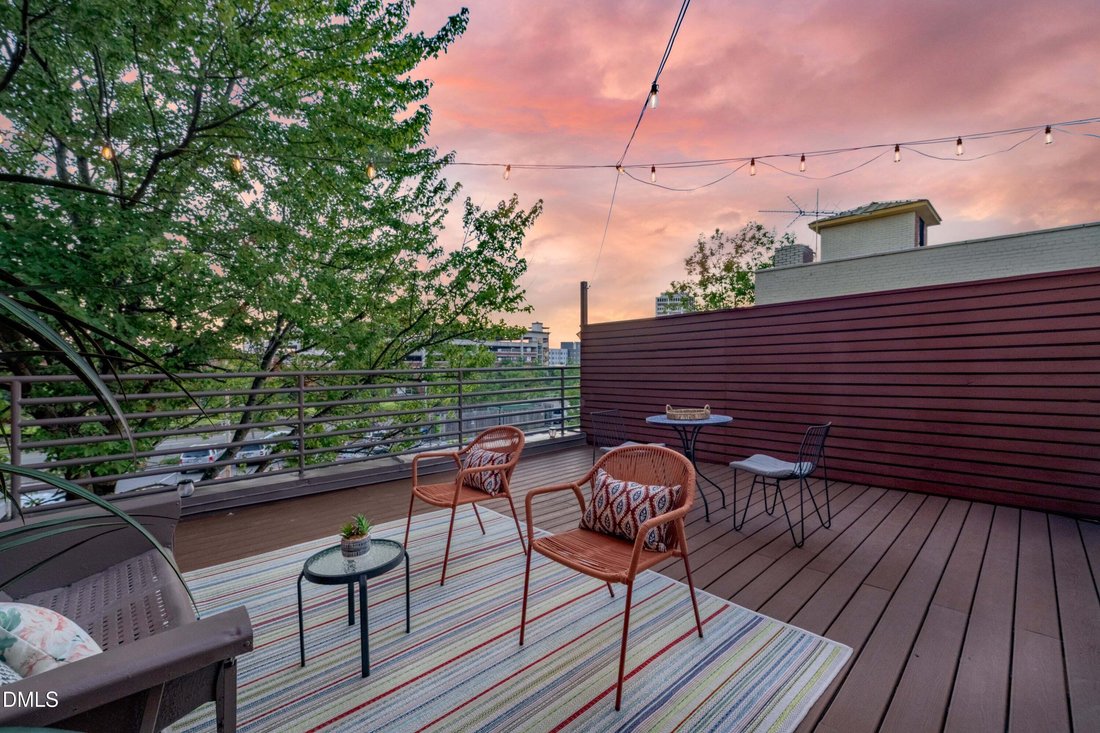 Condo in Durham, North Carolina, United States 5 - 18703412