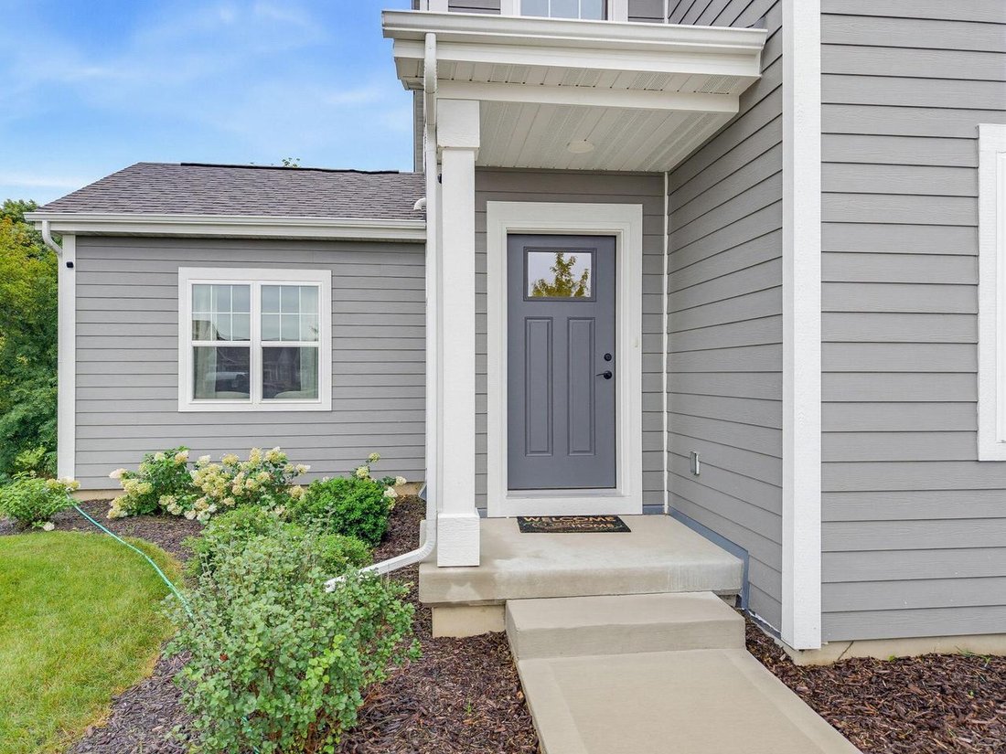 House in Sussex, Wisconsin, United States 3 - 18713066