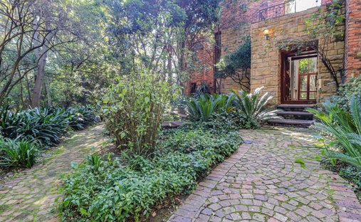 House in Craigavon AH, Gauteng, South Africa 1