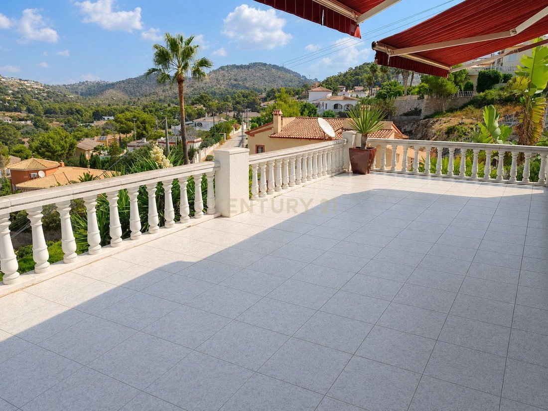 Villa in Calp / Calpe, Valencian Community, Spain 4 - 18577711