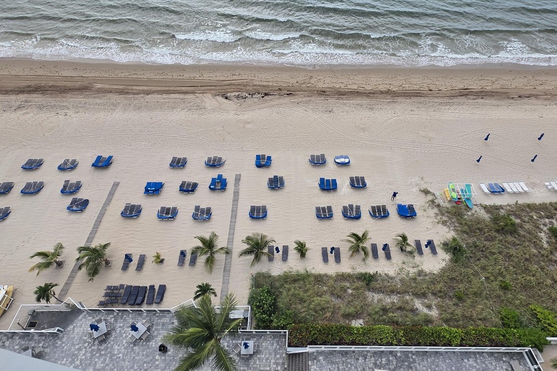 Condo in Fort Lauderdale, Florida, United States 5 - 18713106