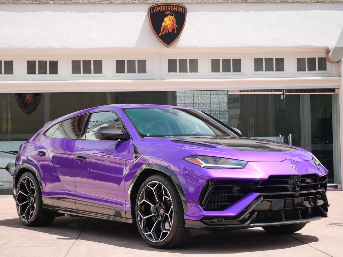 Suv in Beverly Hills, CA, United States 1 - 18714099