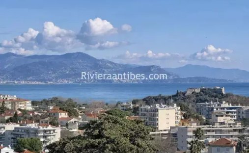 Apartamento en Vieille Ville, Antibes, Francia 1