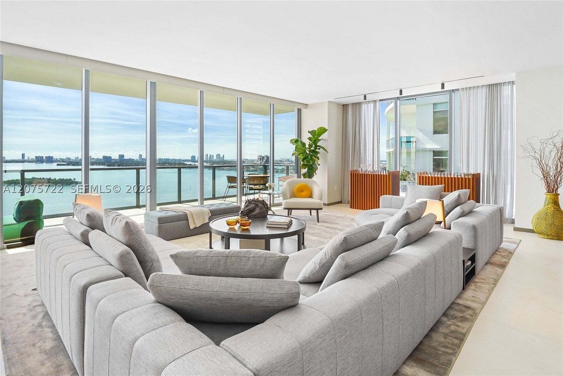 Condo in Miami, Florida, United States 2 - 18711419