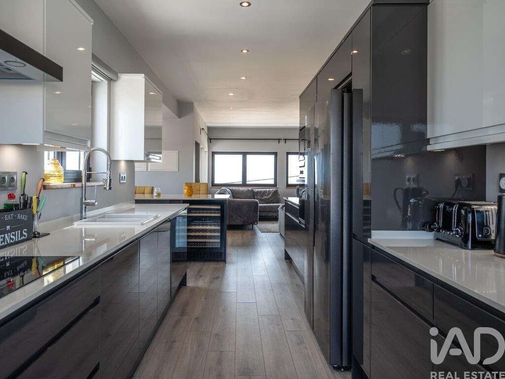 Apartment in Silveira, Lisbon, Portugal 3 - 18709378