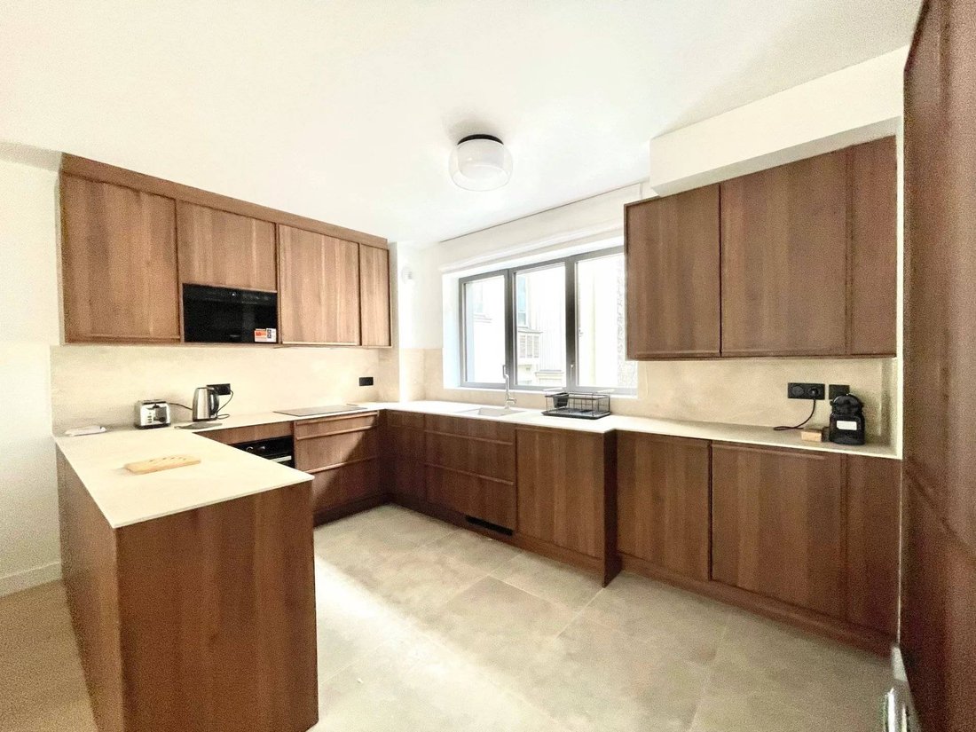 Appartamento a Porte Dauphine, Paris 16e Arrondissement, Parigi 5 - 17270529