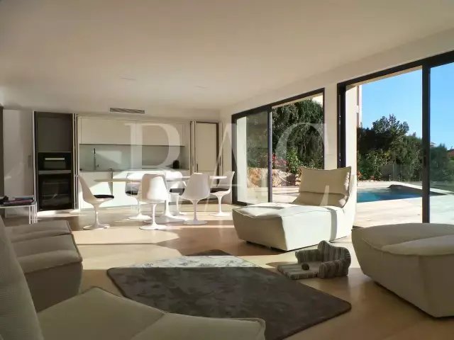 Villa in Villefranche-sur-Mer, Provence-Alpes-Côte d'Azur, France 4 - 15622446