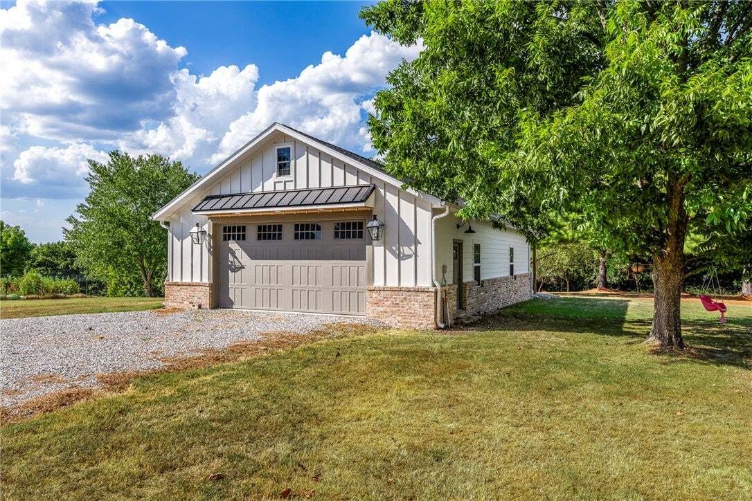 House in Cave Springs, Arkansas, United States 2 - 18702715
