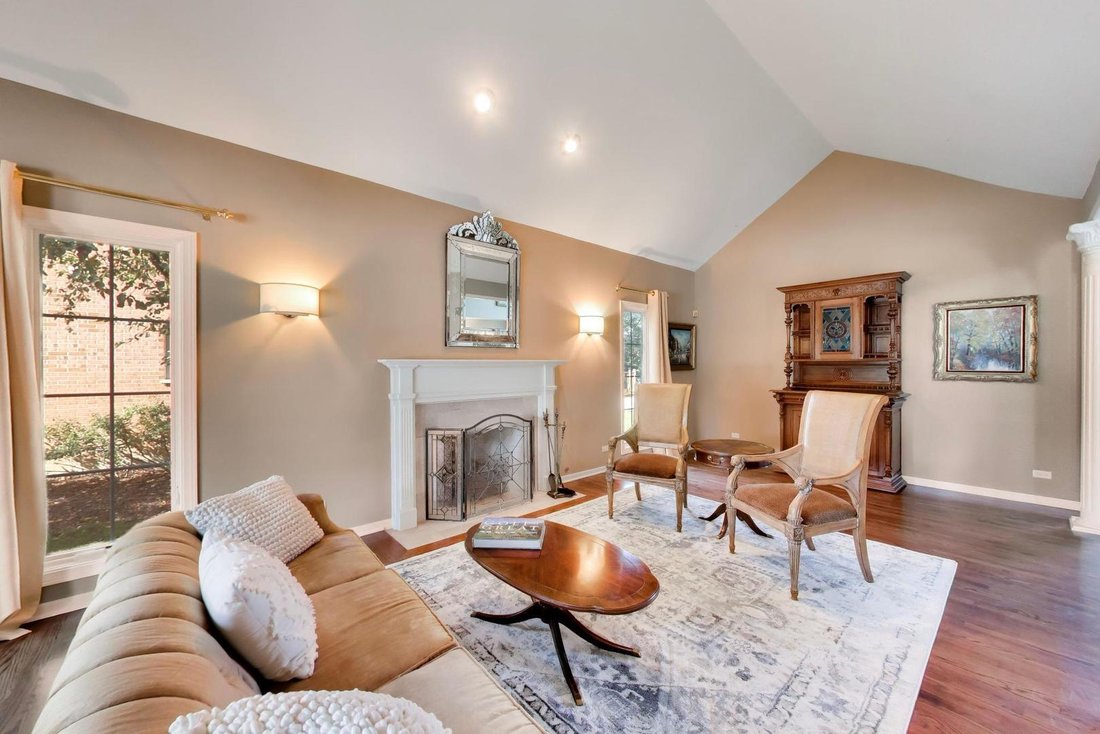 House in Arlington Heights, Illinois, United States 4 - 18709349