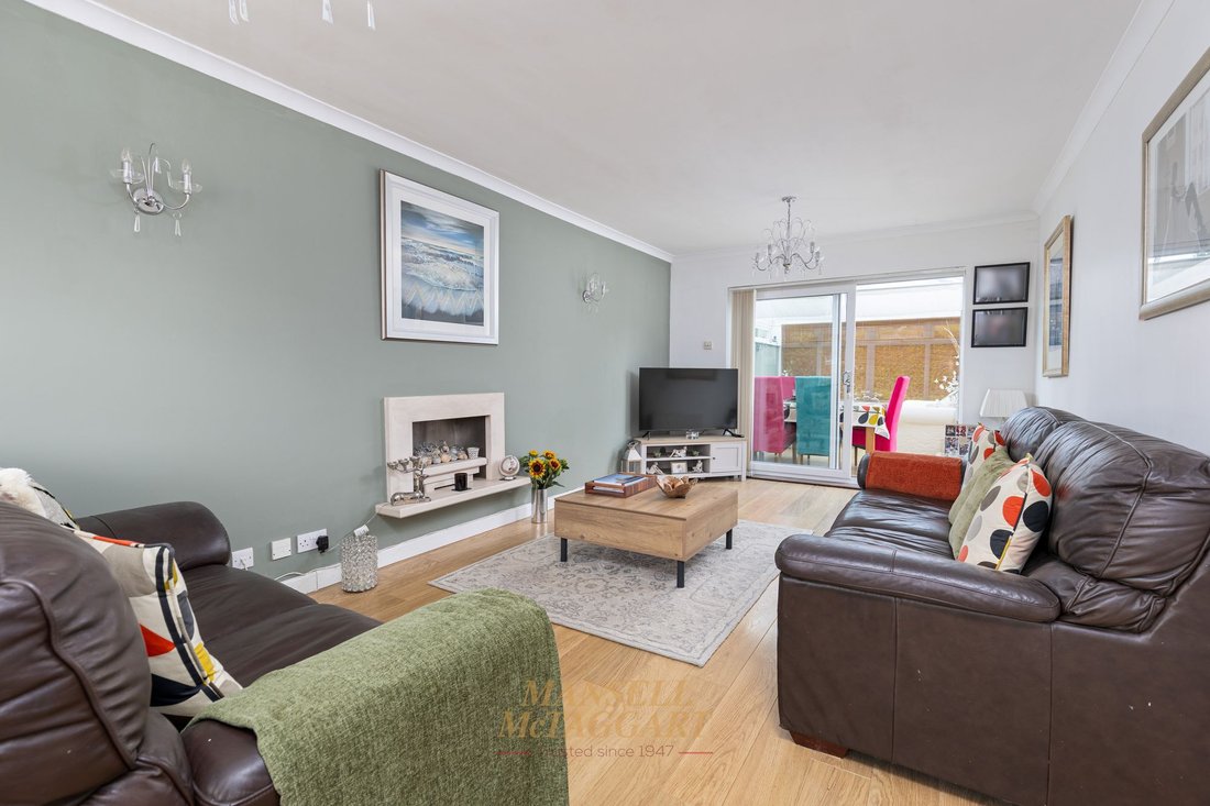 House in East Grinstead, England 4 - 18704282