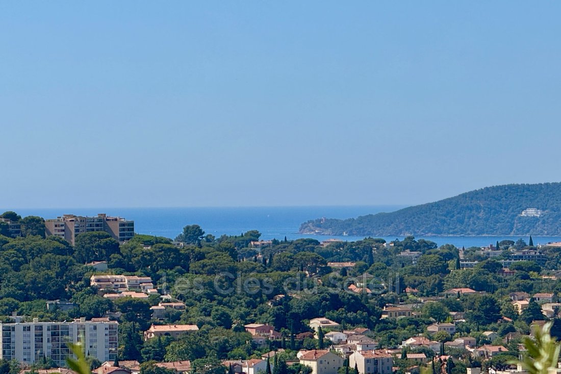 Villa in Aguillon, Toulon, France 4 - 18706844